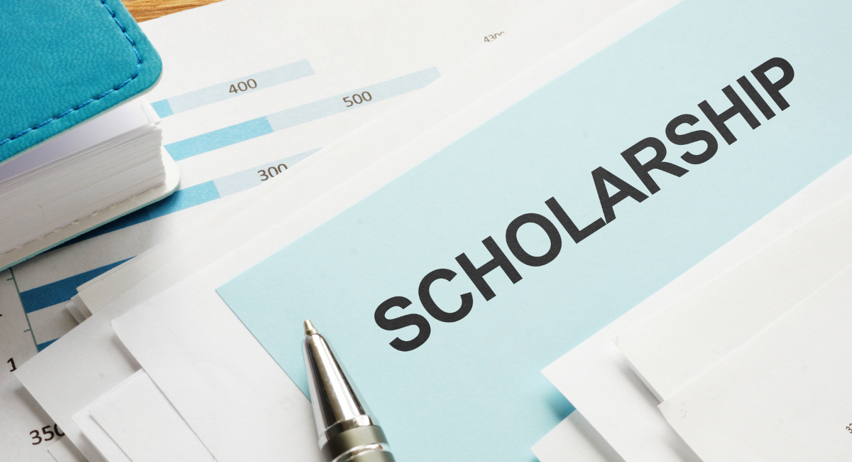 奨学金サポート｜経済的負担と留学準備の不安を同時に軽減